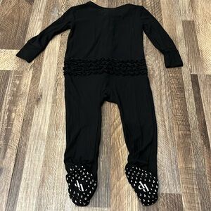 Posh Peanut Ruffled Footie